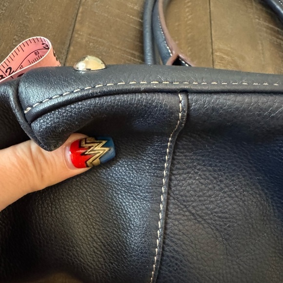 Isaac Mizrahi Navy pebbled leather Shoulder Bag - Picture 16 of 16